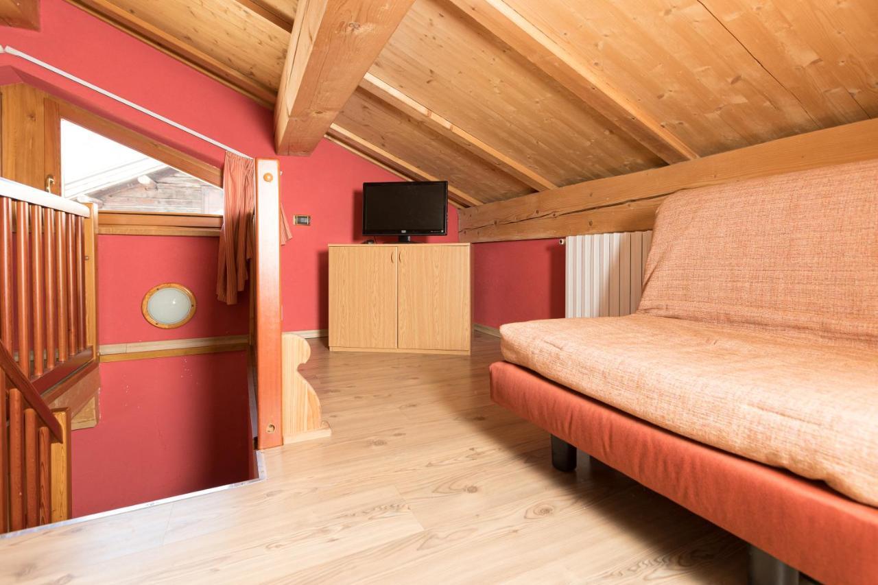 Baita Miralago Livigno Extérieur photo